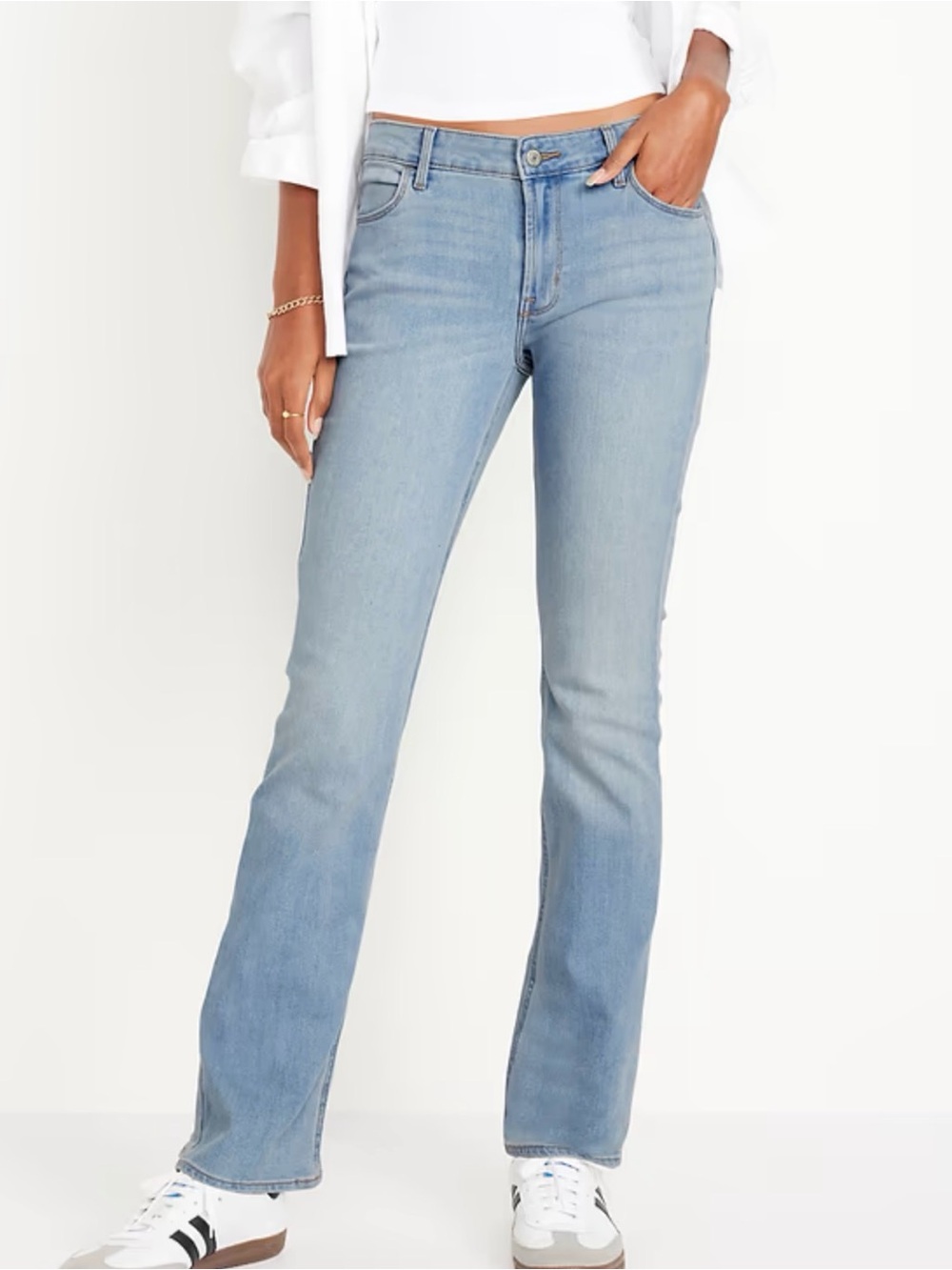 NWOT Old Navy Mid-Rise Wow Bootcut Jeans in Light Wash Size 8